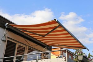 roof deck with sun cover